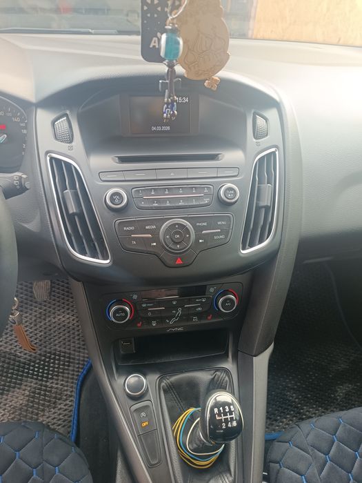 Продаю Форд фокус 2016 рік