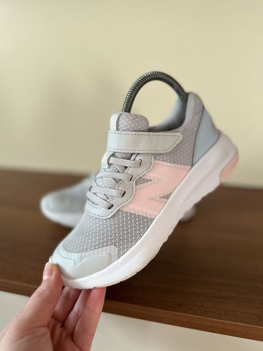 Кросівки New Balance  30,5р. Кросовки для дівчинки  19 см