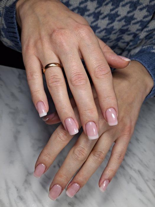 Манікюр Кроп. Працюю незважаючи на відключення світла!