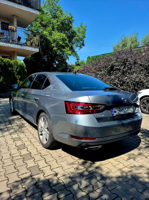 SKODA Superb 2.0 TSI
