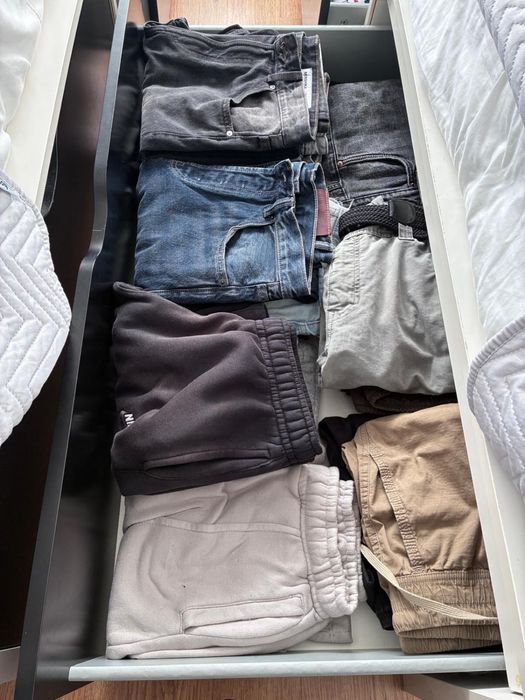 Uma Cama com Arrumação + 2 Gavetões Grandes | Bom Estado | 1 colchão