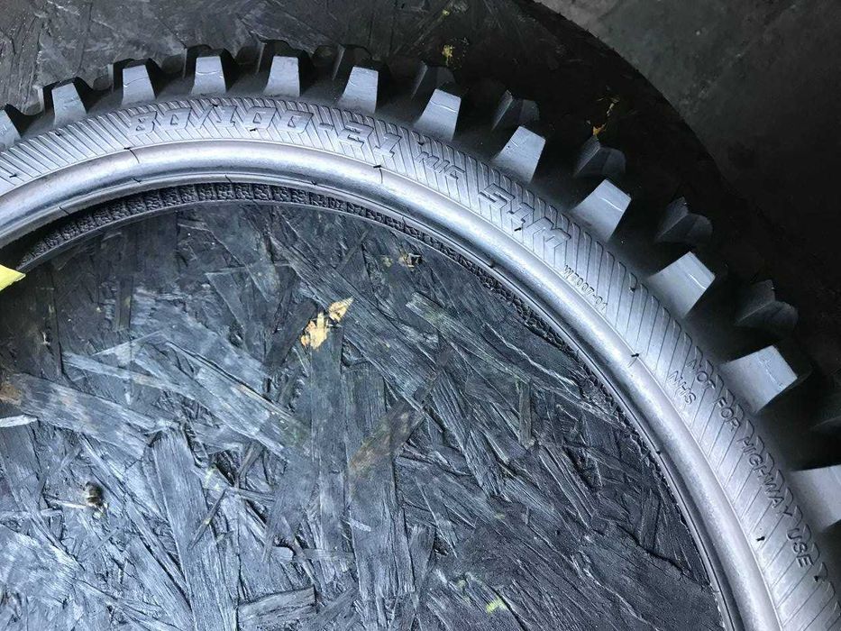 Мото шини б/в 80/100 R21 Plews Tyres MX2 Matterly GP Medium (3589М)