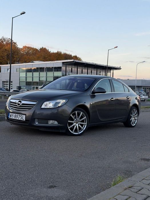 Opel Insignia Opel Insignia 2.0 Diesel Manual Zadbana Bogate Wyposażenie Niski Przeb