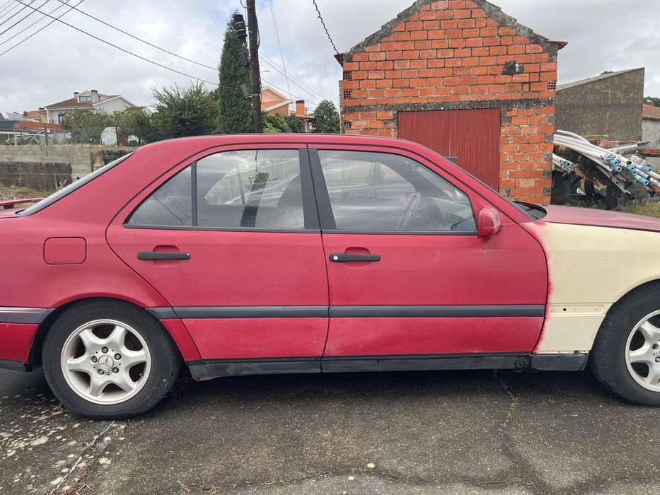Mercedes-Benz C220 — photo 4