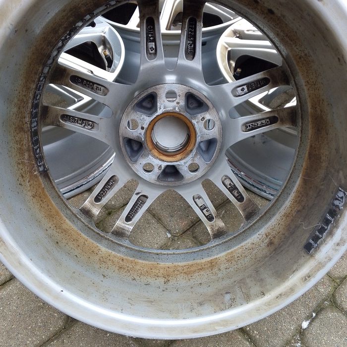 Alufelgi Dezent 4 szt. 16 cali VW Audi Skoda Seat