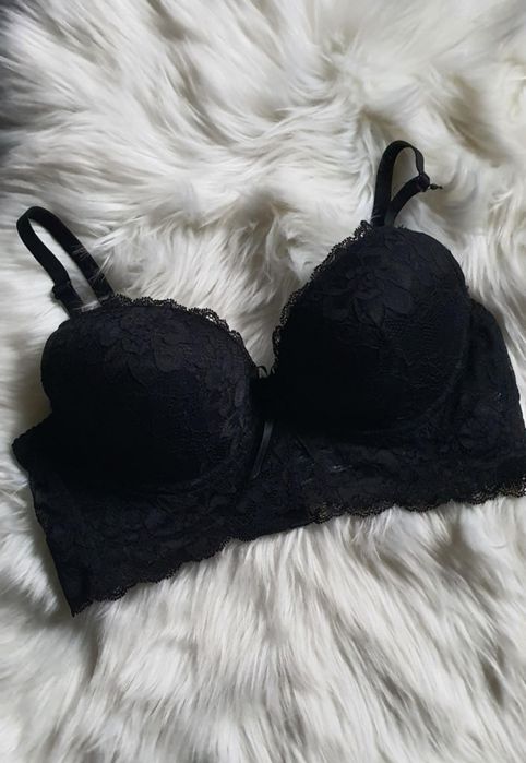 Czarny koronkowy biustonosz ChuanHai – stan jak nowy