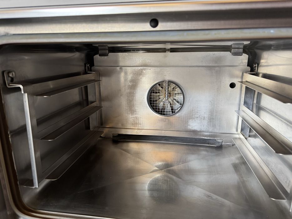 Конвекційна піч-пароконвектомат Wiesheu Minimat MR+Tank