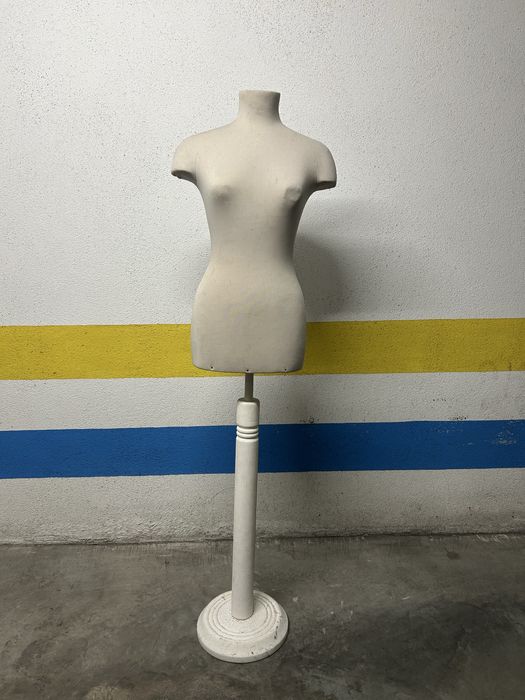 Manequim Feminino