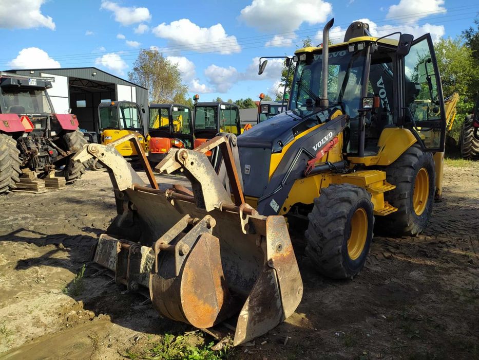Koparko ładowarka Volvo BL71 Joystick widły 3 łyżki
