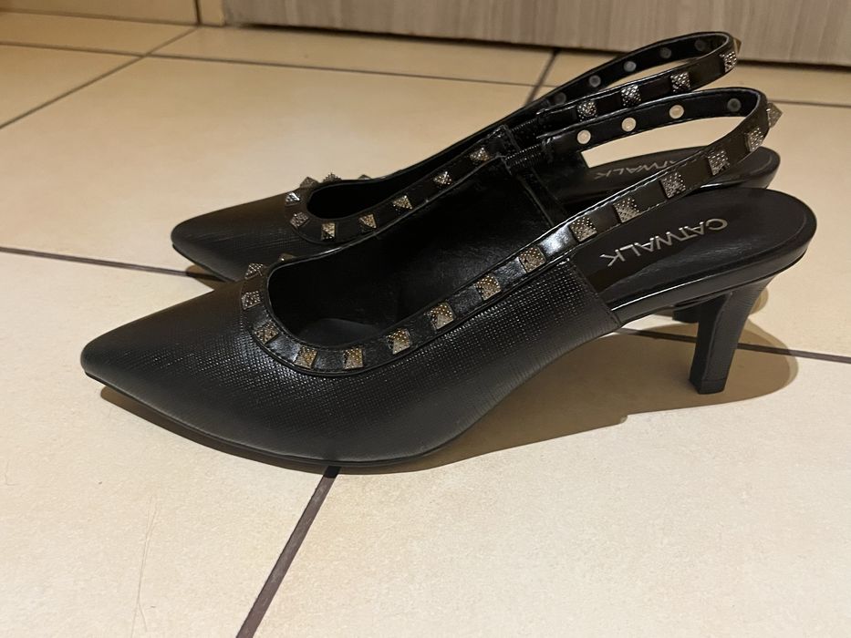 czarne szpilki Deichmann 39