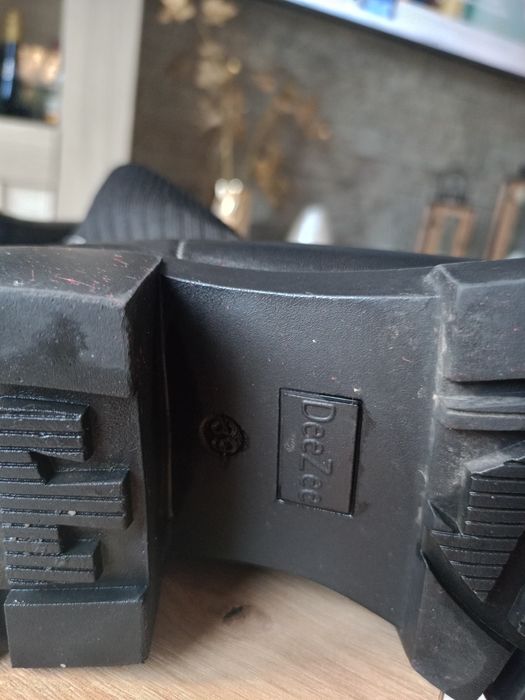 Botki damskie czarne DeeZee r.39