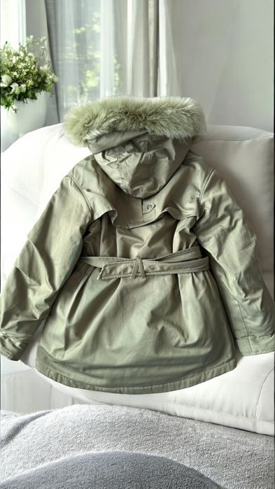 Ciepła kurtka zimowa damska AMISU XS z obszernym futerkiem