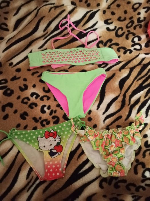 Купальник на дівчинку 4-6 р