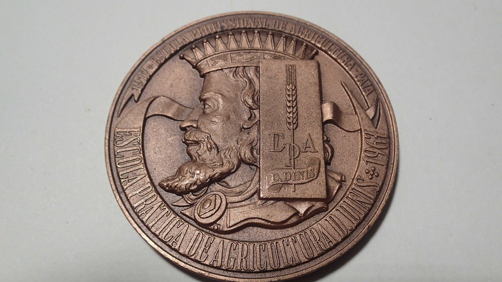 Medalha Escola Prática  de Agricultura D. Dinis