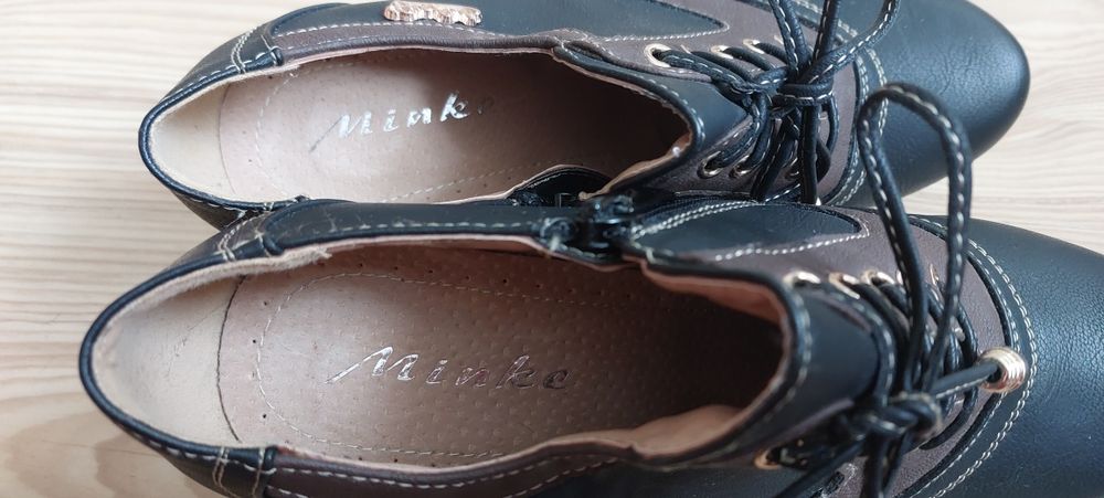 Buty damskie na koturnie rozmiar 38