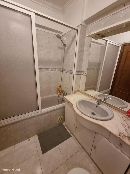 Quarto - localizado em Sintra Lisbon