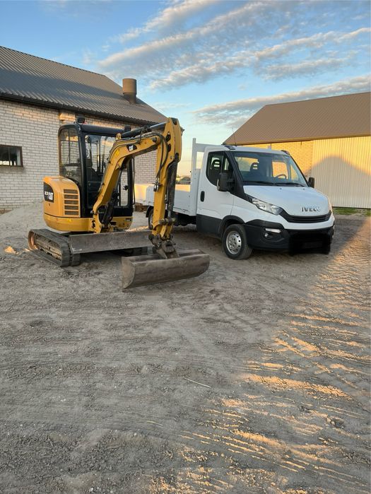 Uslugi minikoparka 2.7t