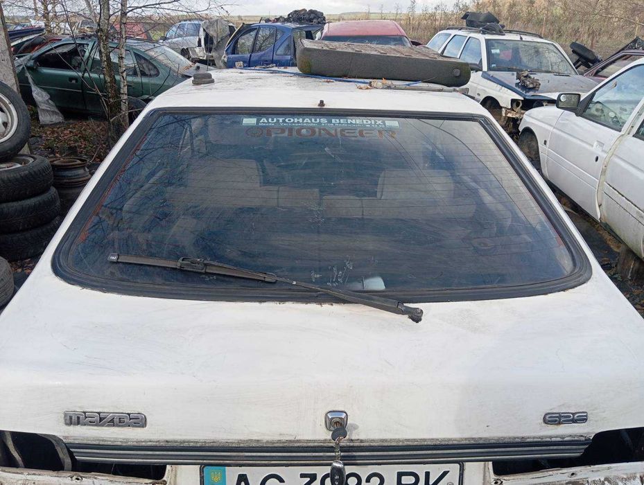 Кришка багажника Mazda 626 gc ляда задня мазда 626 жц хечбек