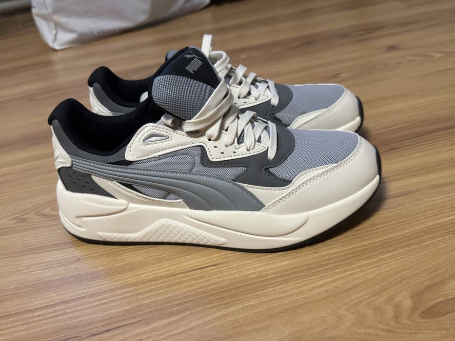 Нові кросівки Puma X-Ray