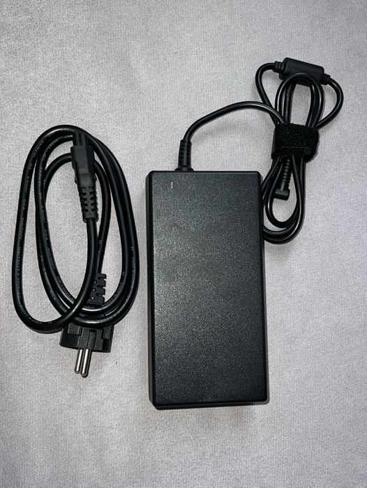 Carregador Universal 150W (NOVO)