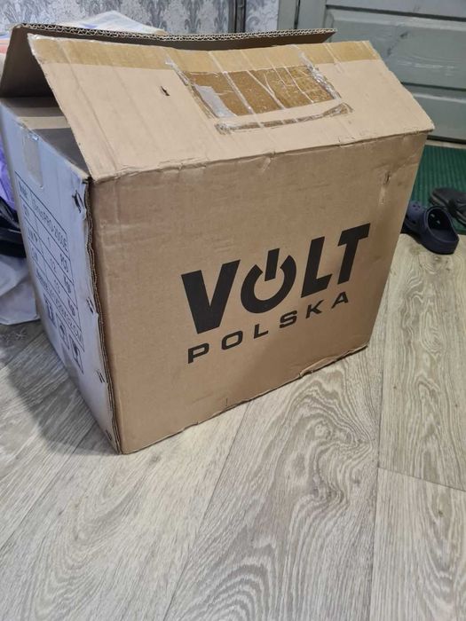 Джерело безперебійного живлення (ДБЖ) Volt Polska Sinus Pro 2200E 12v/230v 1600/2200W
