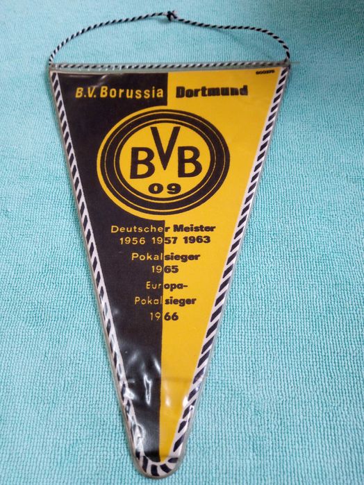 Galhardete antigo do Borussia Dortmund