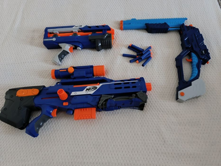 Nerf and target with arrows64176304423937120