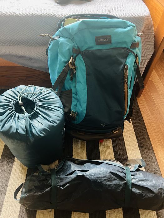 Kit Campismo Forclaz - Mochila + Saco de Dormir + [Tenda/Esteira]