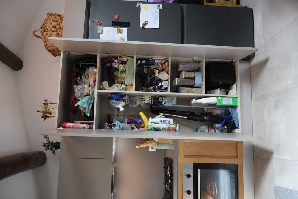 Cozinha VENETA CUCINE como nova.