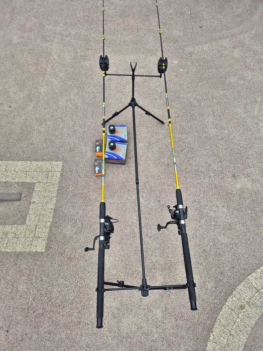 zestaw sumowy 2 kije 240cm 2 kołowrotki