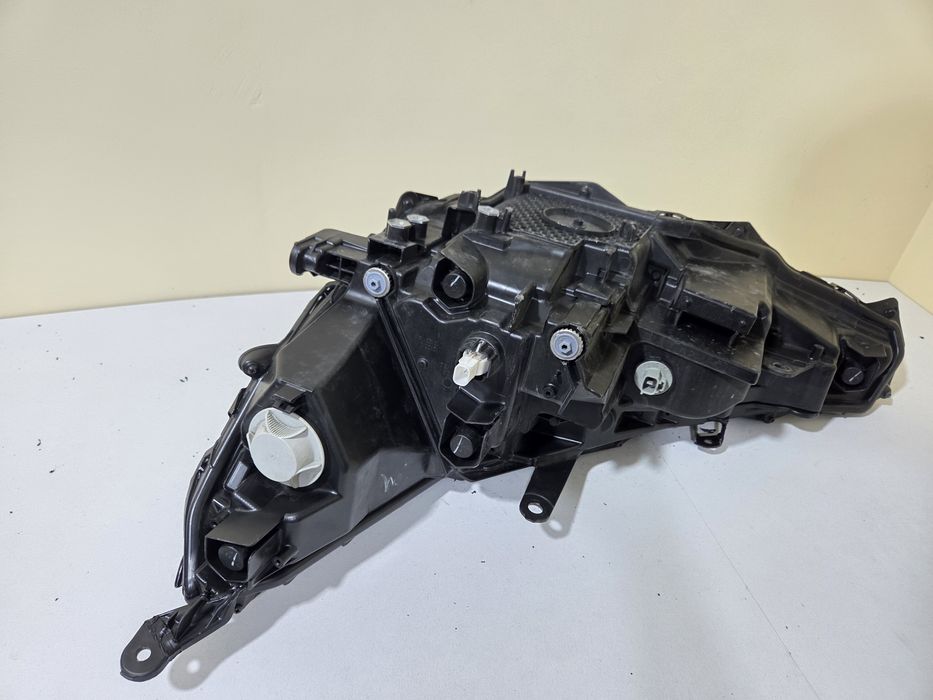 Фара права Lexus NX 2022-2026 USA
