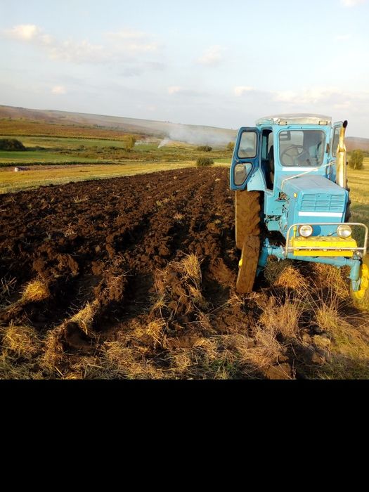 Продам трактор т 40.