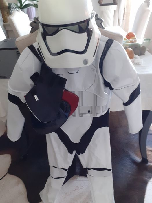 Fatos star wars trooper, kylo Ren e luke