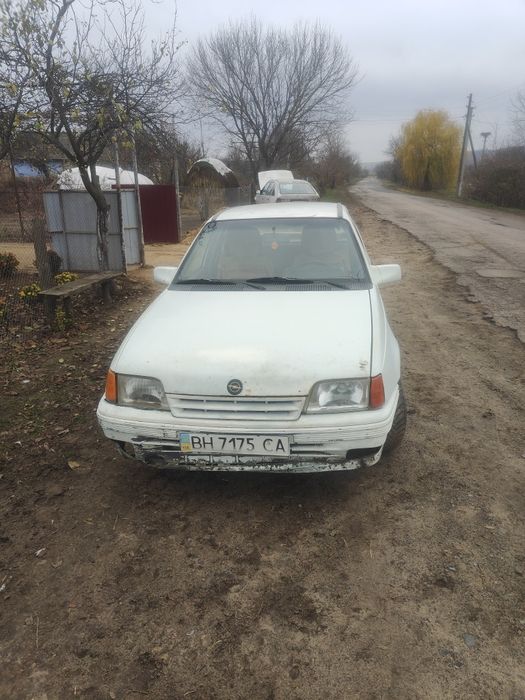 Продам Опель кадет