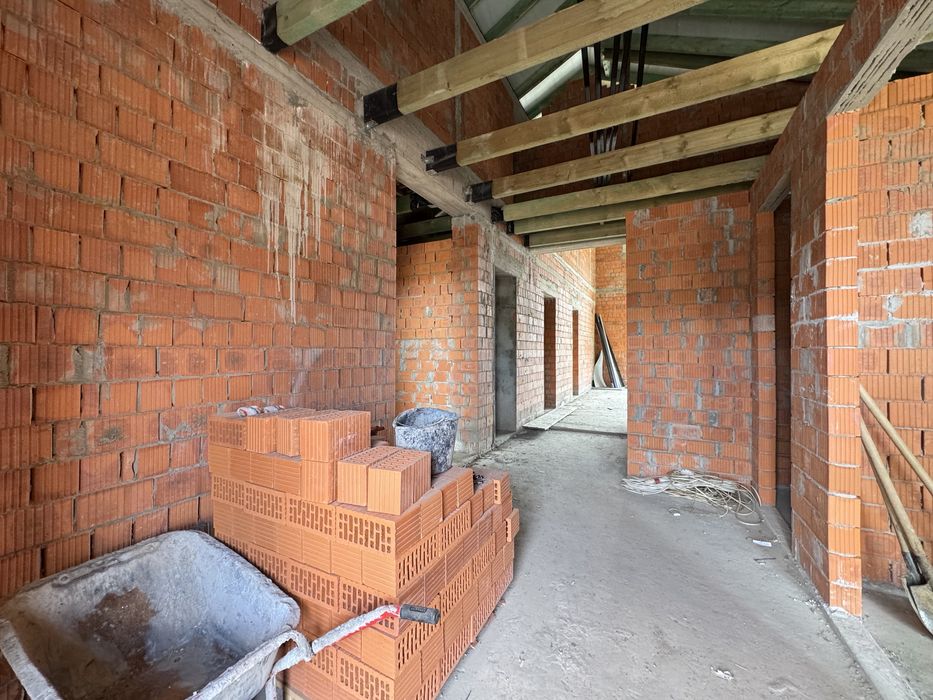 Продаж Будинку/180m2/8соток+Гараж