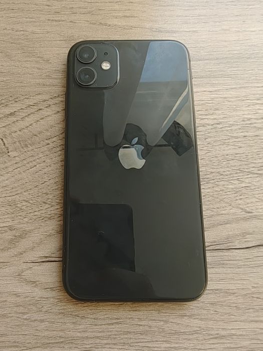 Telefon iPhone 11
