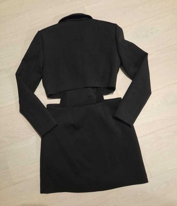 Жіноча сукня розмір М