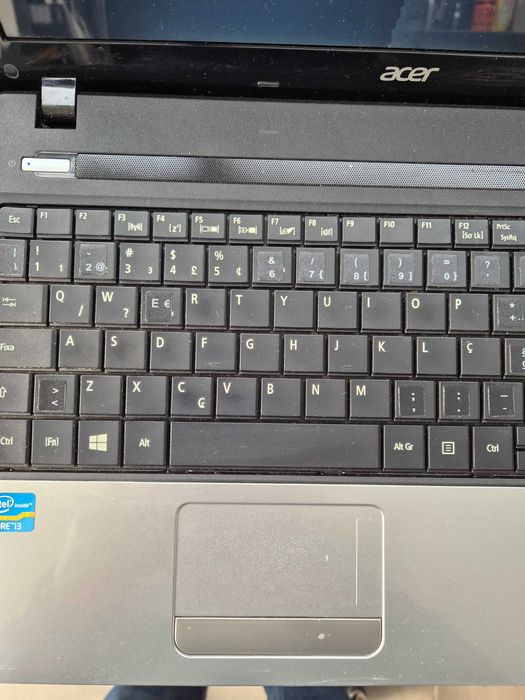 Acer E1-571G processador i3-2328 a funcionar corretamente