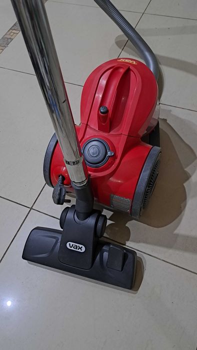 Odkurzacz  ANTYALERGICZNY  bezworkowy VAX  800W