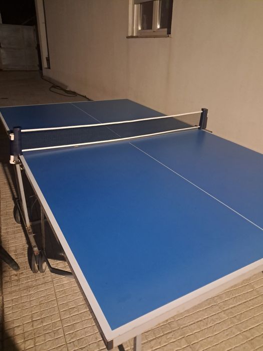 Mesa Ping Pong Exterior