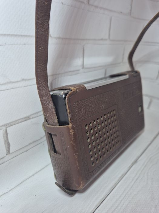 Радіоприймач КВАРЦ-401