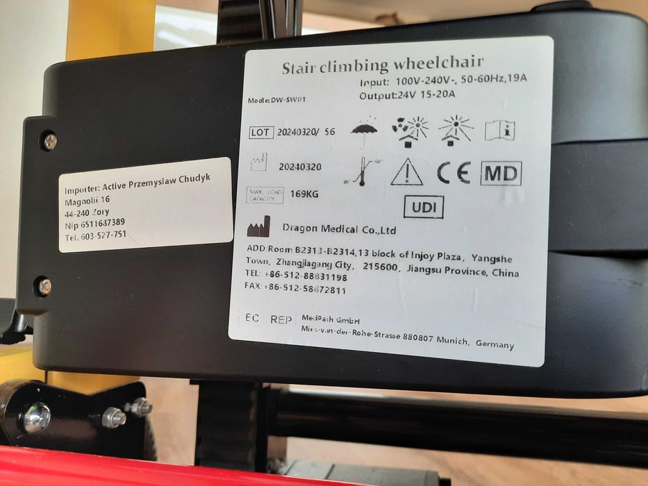 Schodołaz Wózek elektryczny Titan Person Dragon Jak Nowy Rok Gwarancji