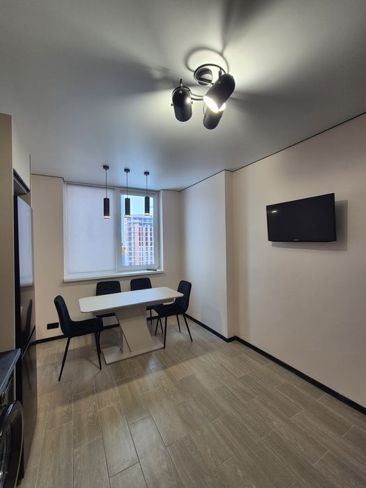 Здам чудову квартиру в новобудові на Корбутівці