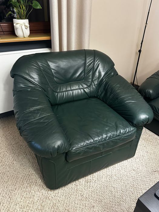 Skórzany zestaw wypoczynkowy marki KLER zielony