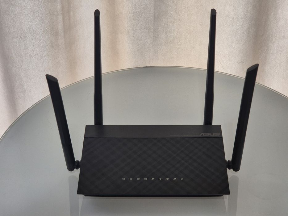 Router wi-fi Asus RT-AC1200