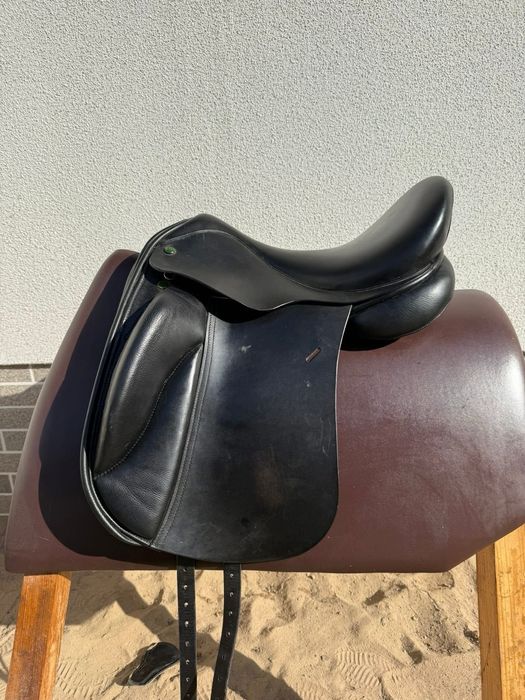 Siodło ujeżdżeniowe SOS Saddlery 17.5/MW