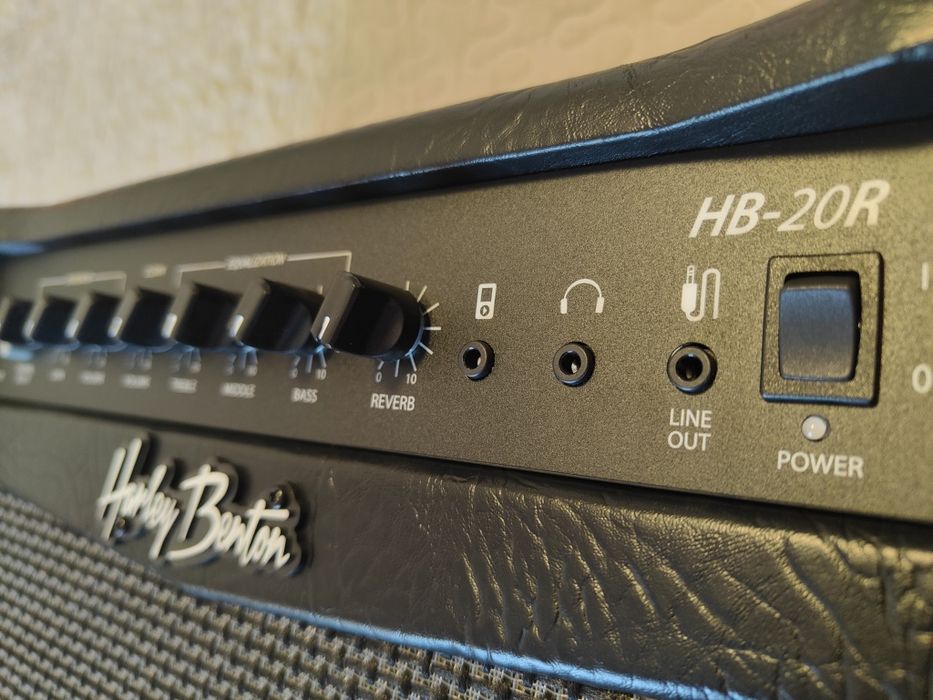 Amplificador de guitarra Harley Benton HB-20R