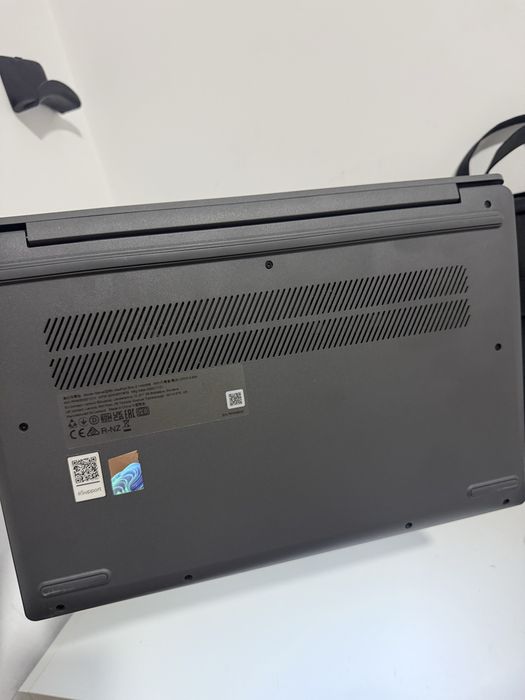 Lenovo IdeaPad Slim 3 14AMN8 — 16GB RAM / 512GB SSD  com garantia