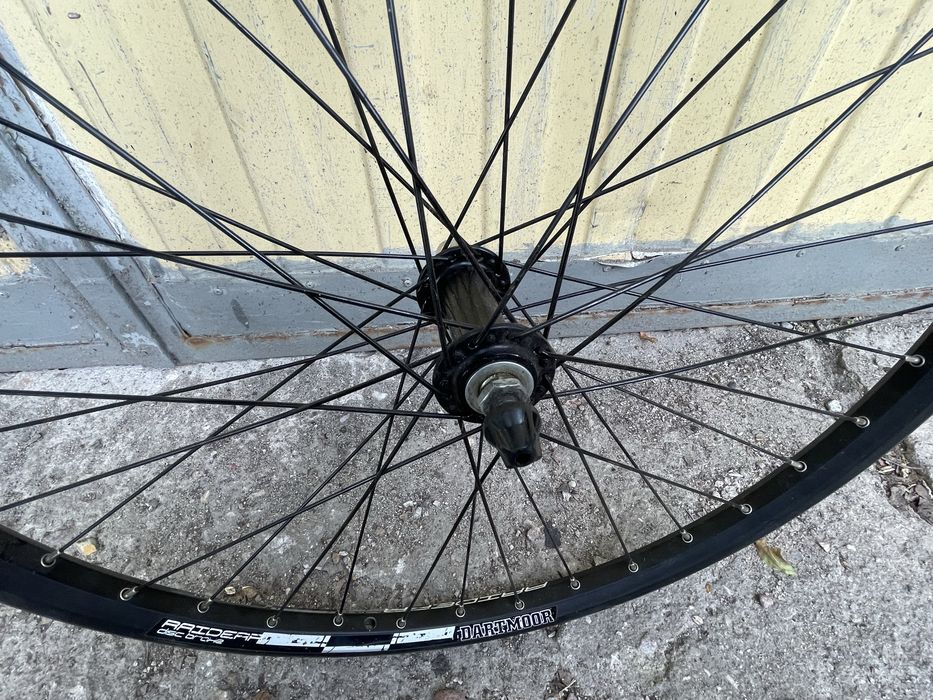 Kola 26 przód dirt Dartmoor Raider