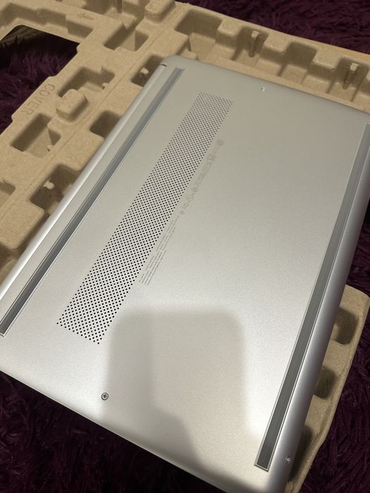 Новий ноутбук Hp 14-fq0033dx